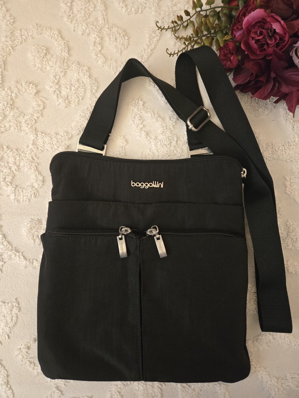 Multiple Pocket Crossbody Bag